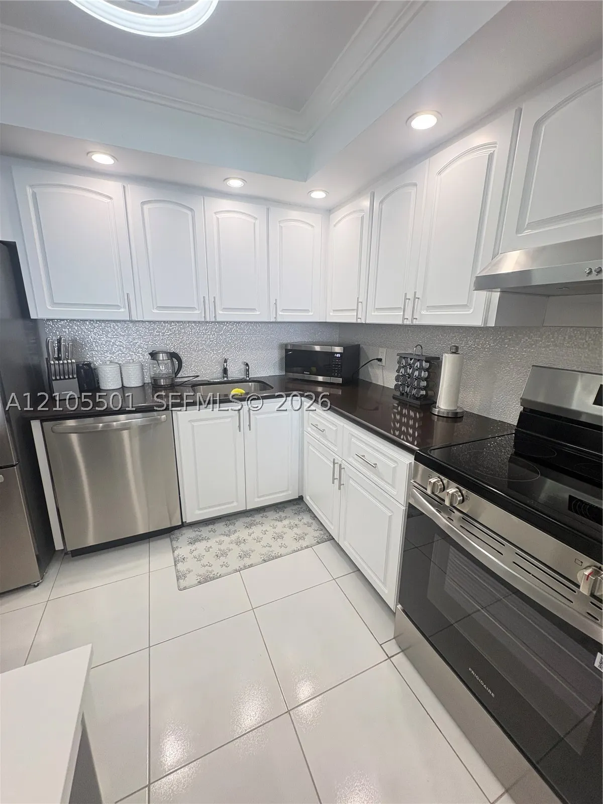 2101 S Ocean Dr #1902