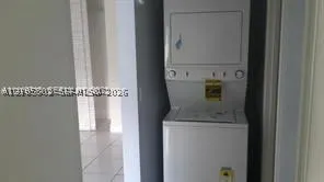 405 S Pine Island Rd #106D