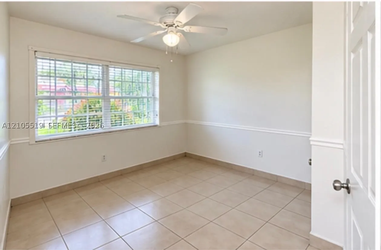 1100 NW 29th Ave #1102