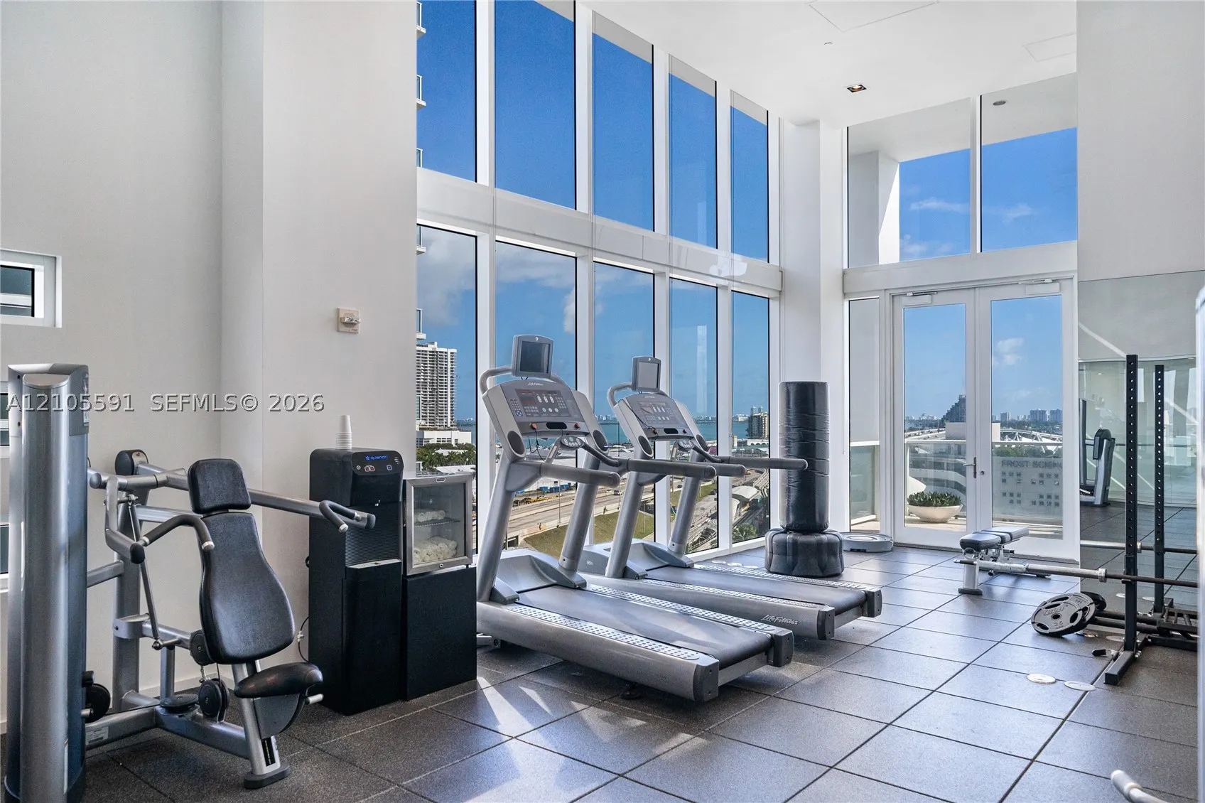 1040 Biscayne Blvd #3607