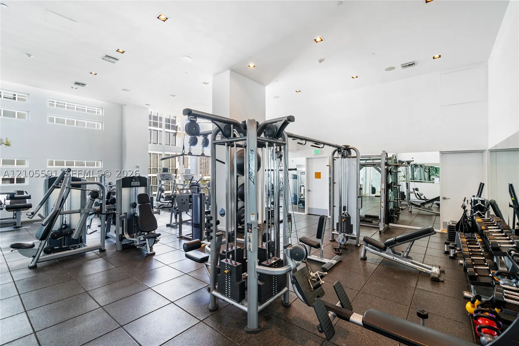 1040 Biscayne Blvd #3607