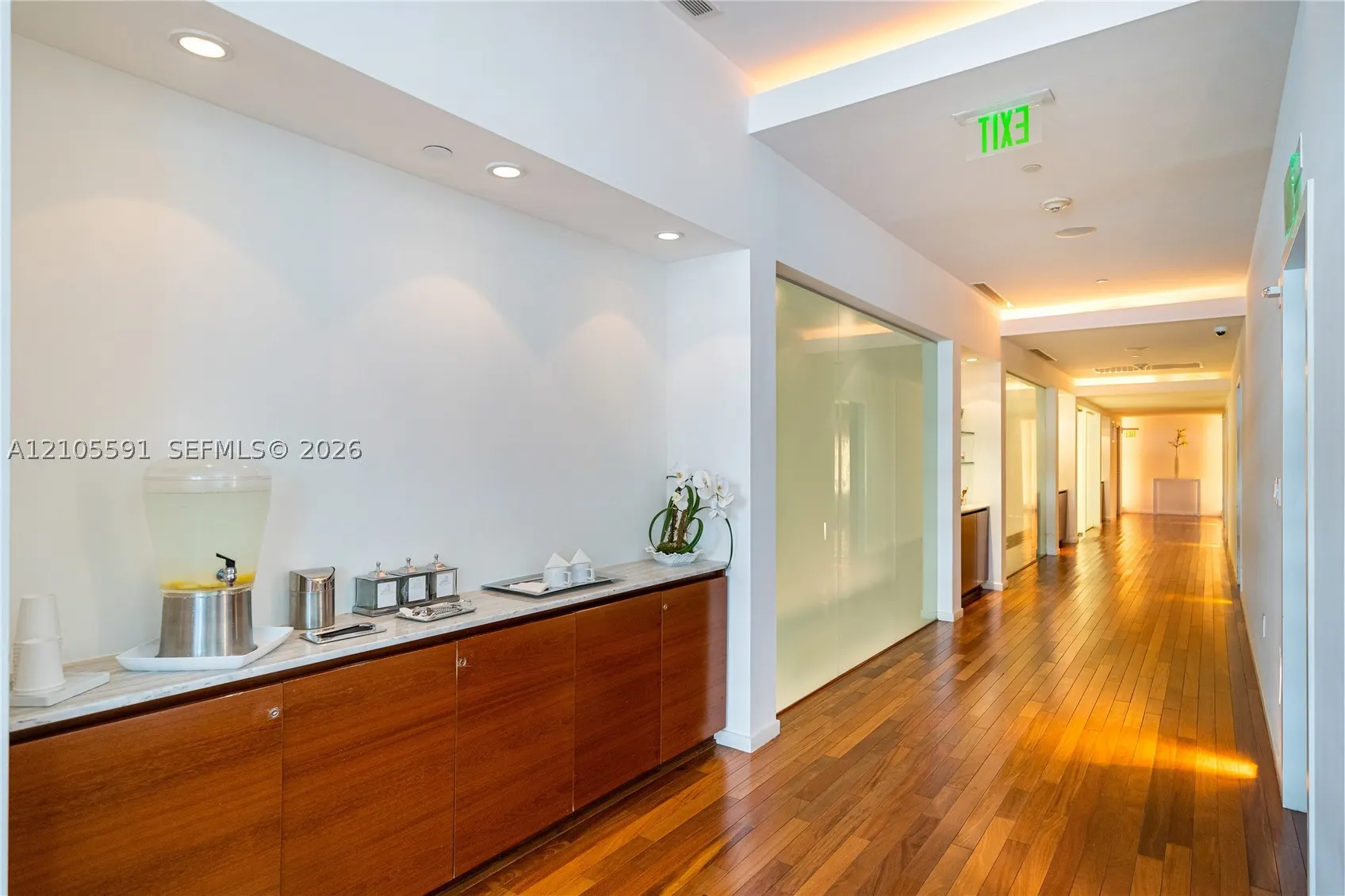 1040 Biscayne Blvd #3607