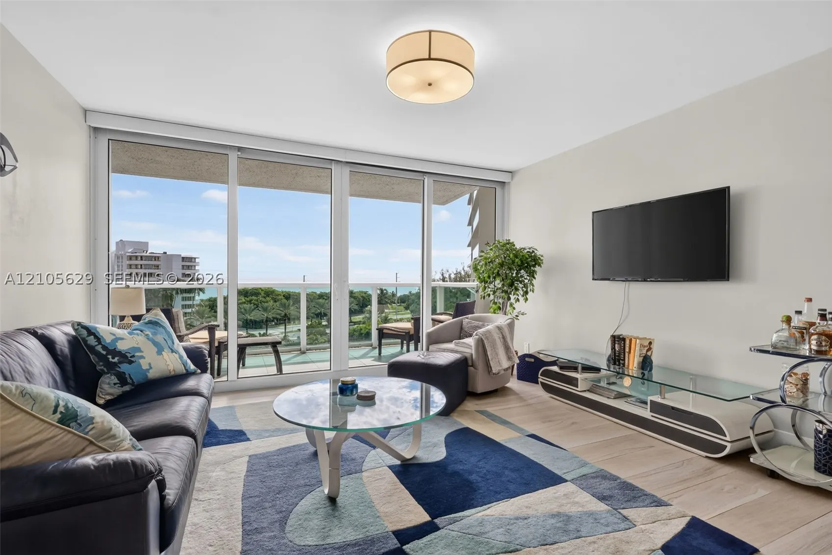100 Bayview Dr #710