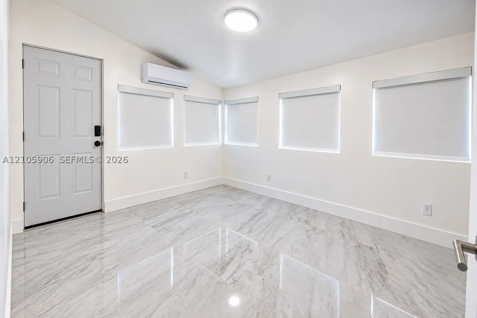 1608 NW 15th St