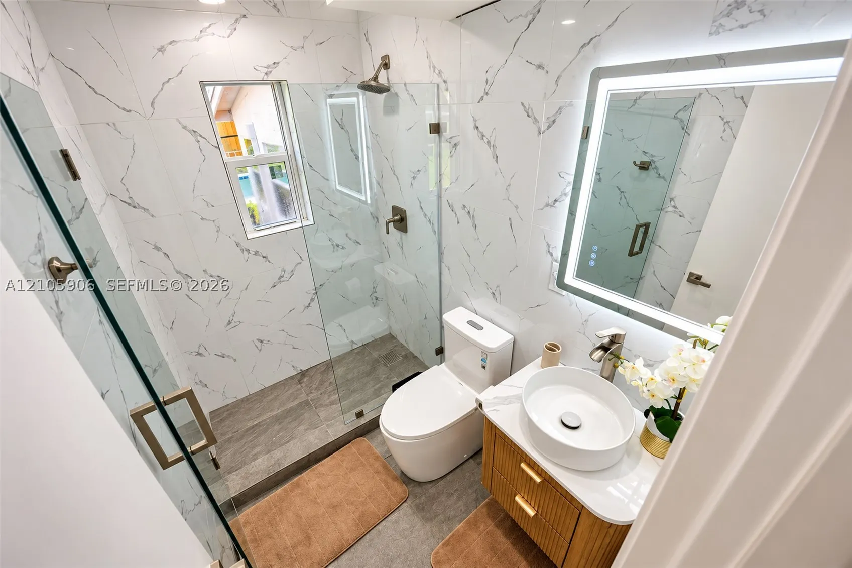 1608 NW 15th St