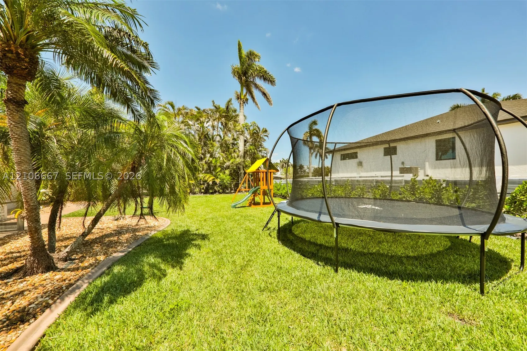 209 Bayshore Dr