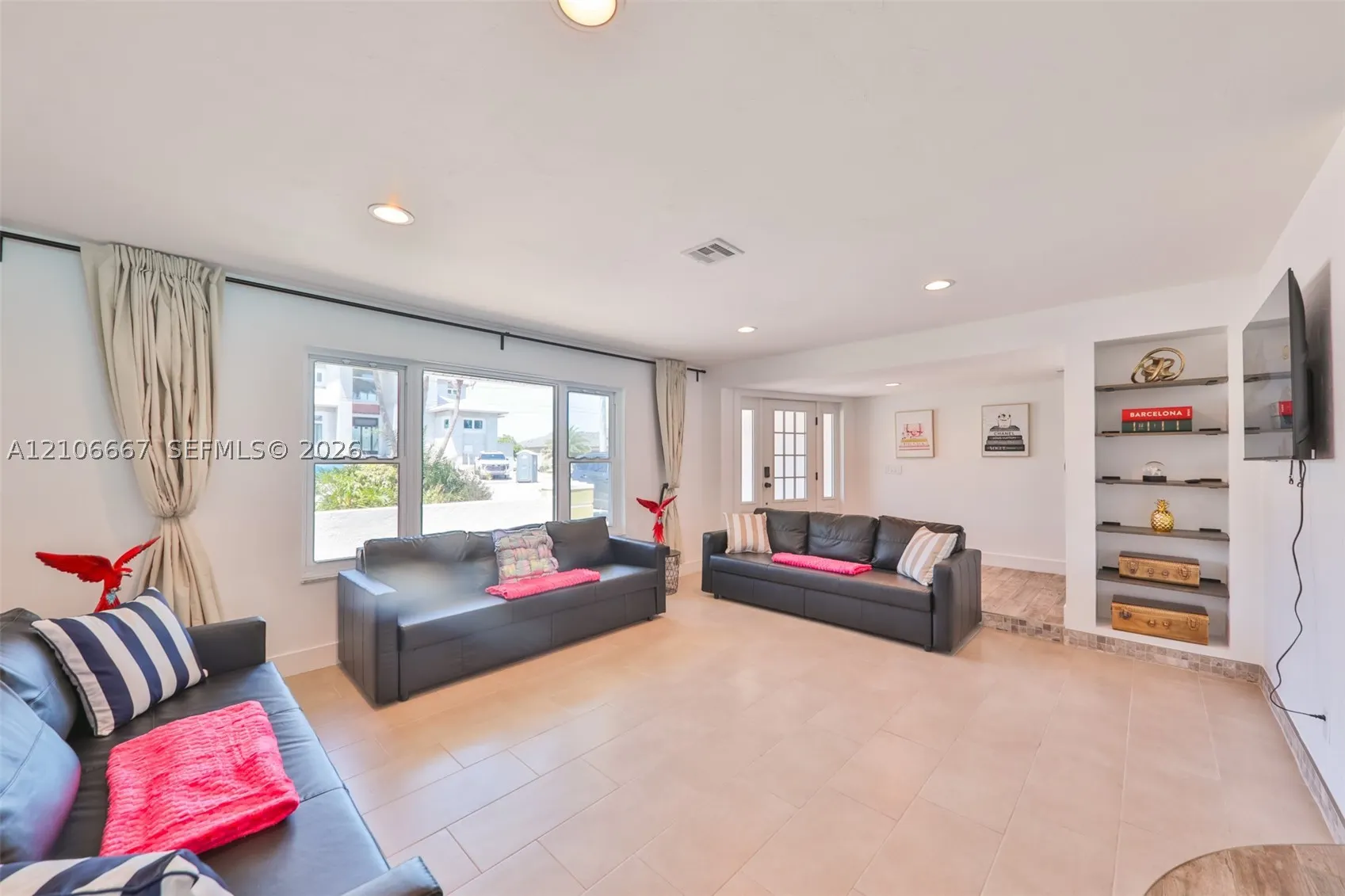 209 Bayshore Dr