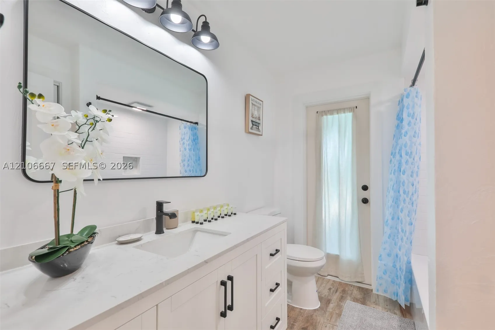 209 Bayshore Dr