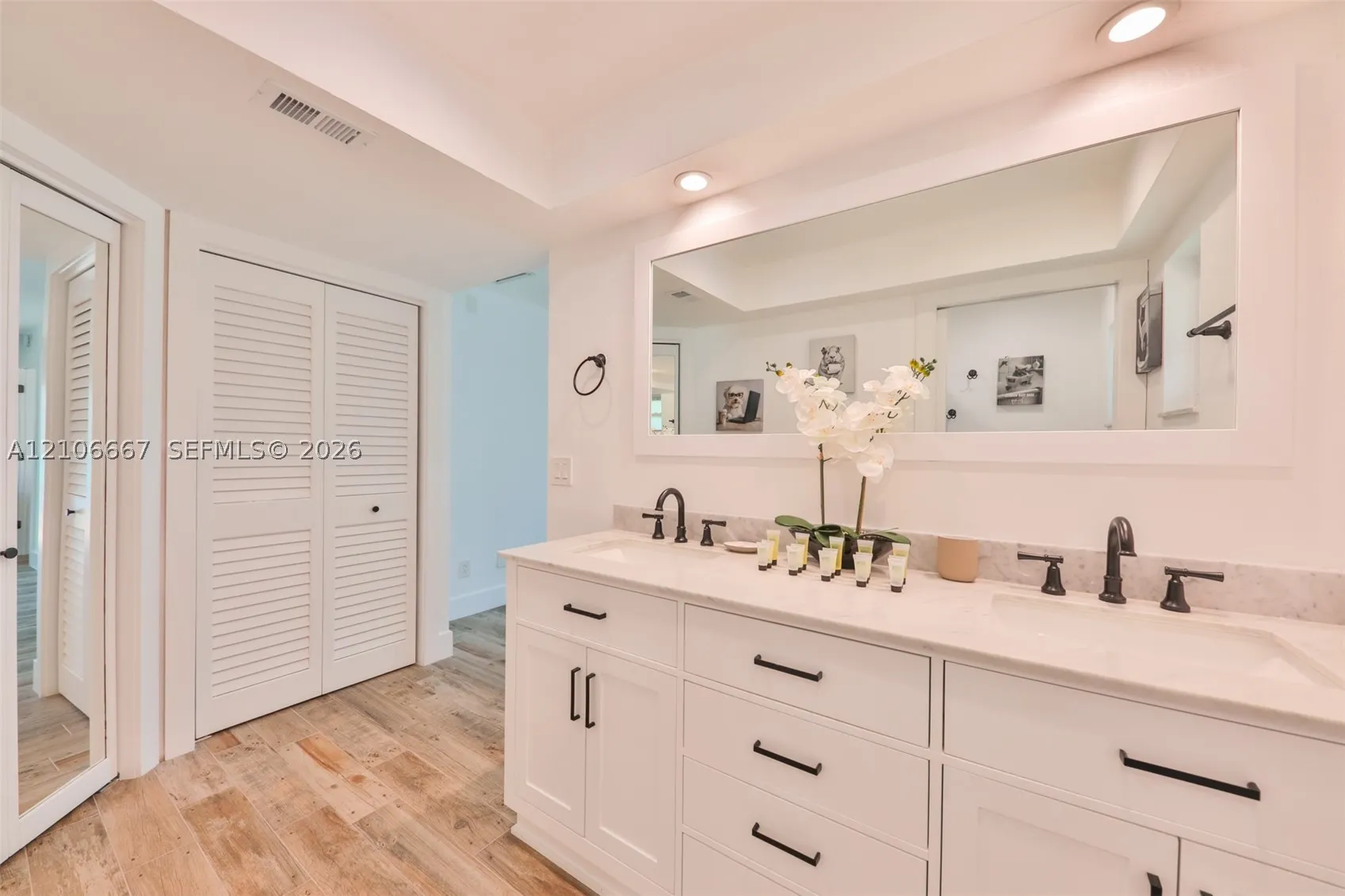 209 Bayshore Dr