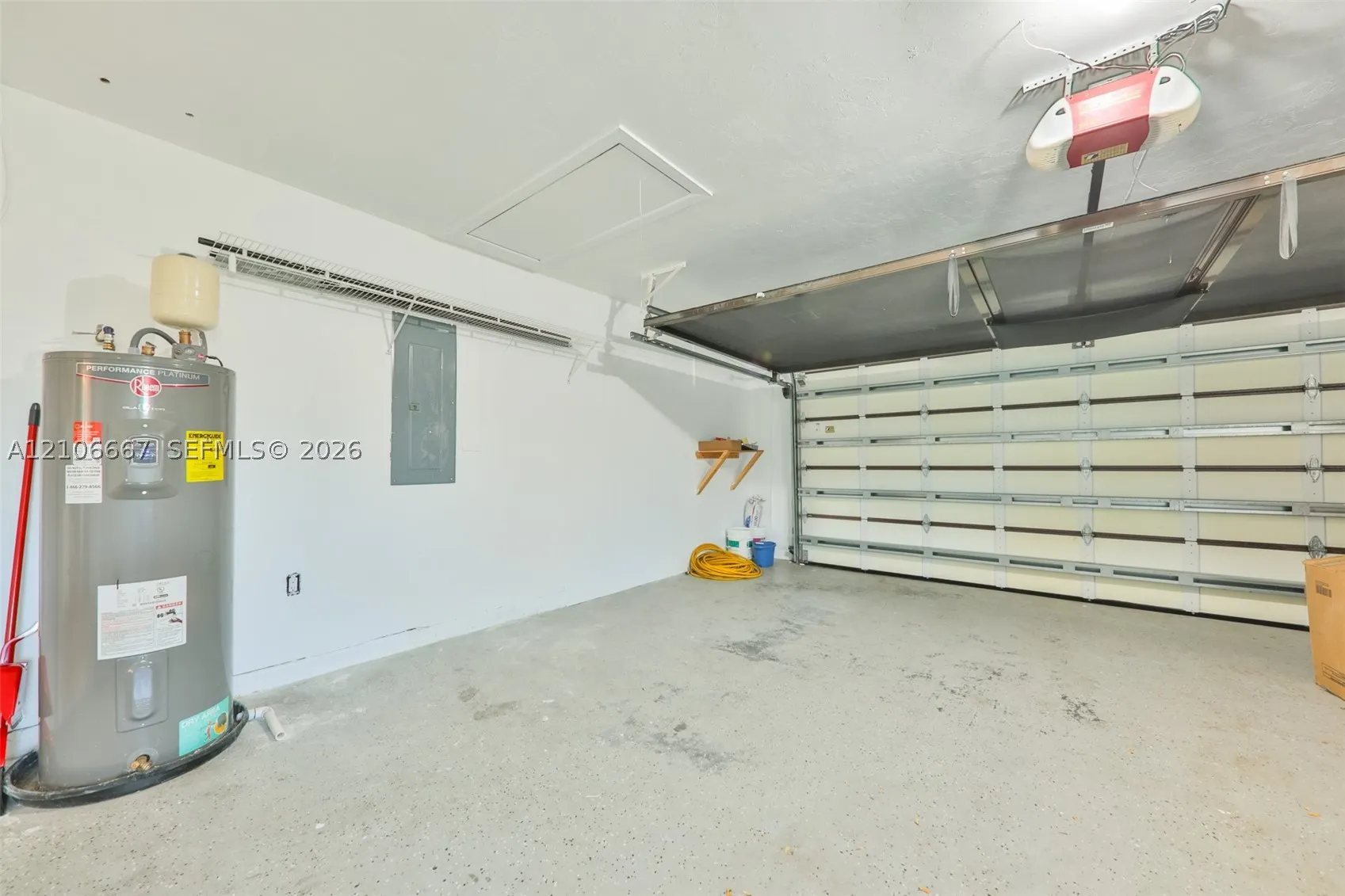 209 Bayshore Dr