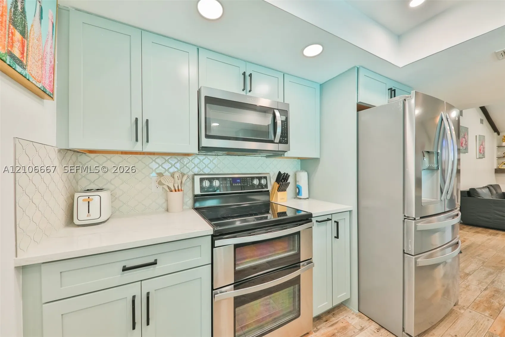 209 Bayshore Dr