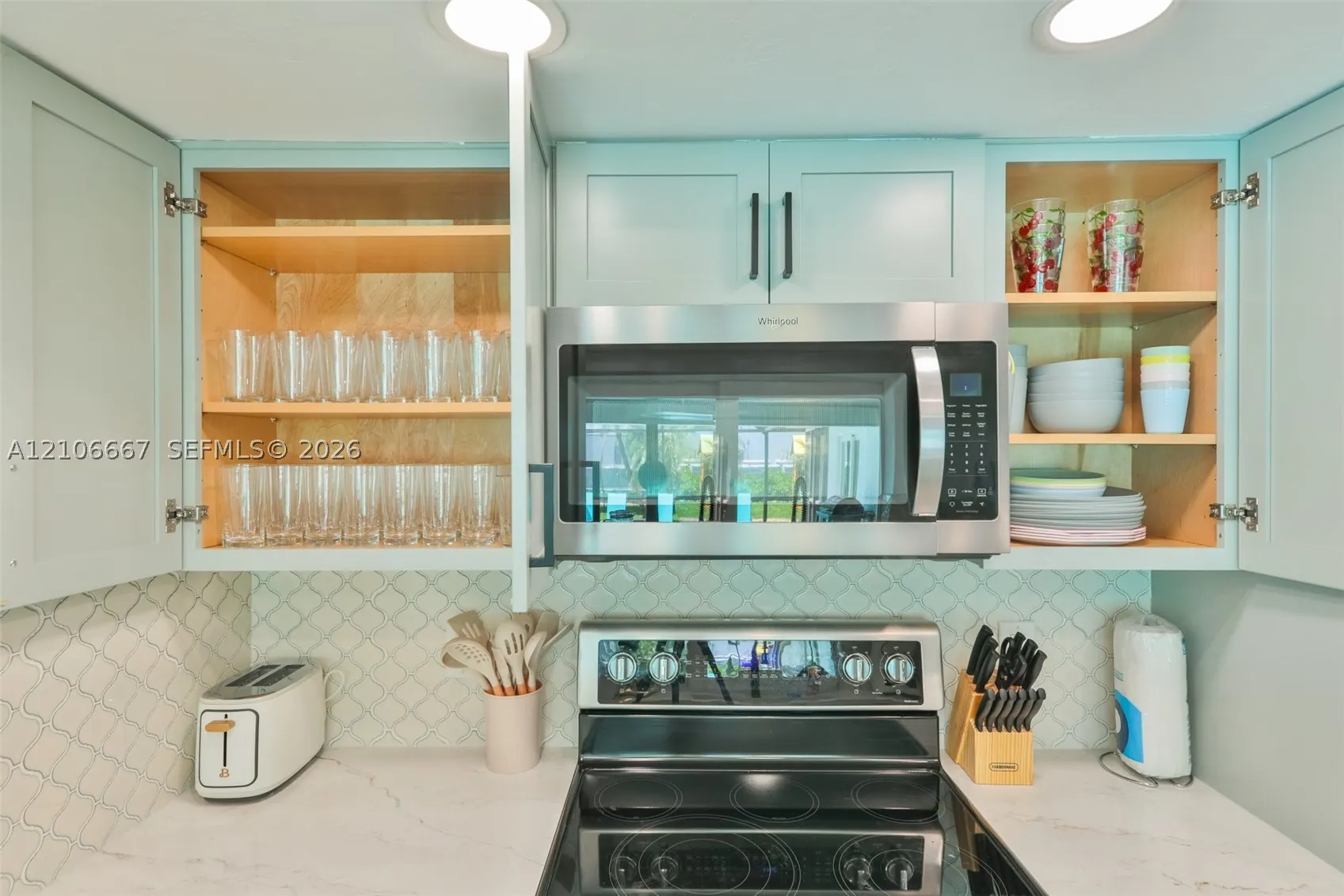 209 Bayshore Dr