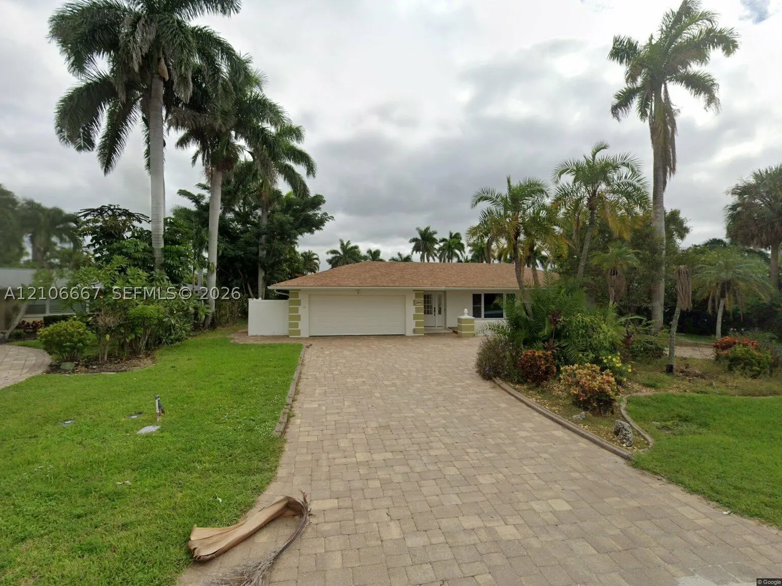 209 Bayshore Dr
