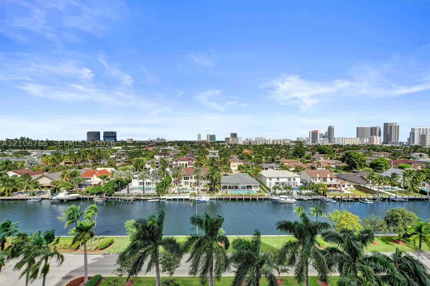 3598 Yacht Club Dr #901