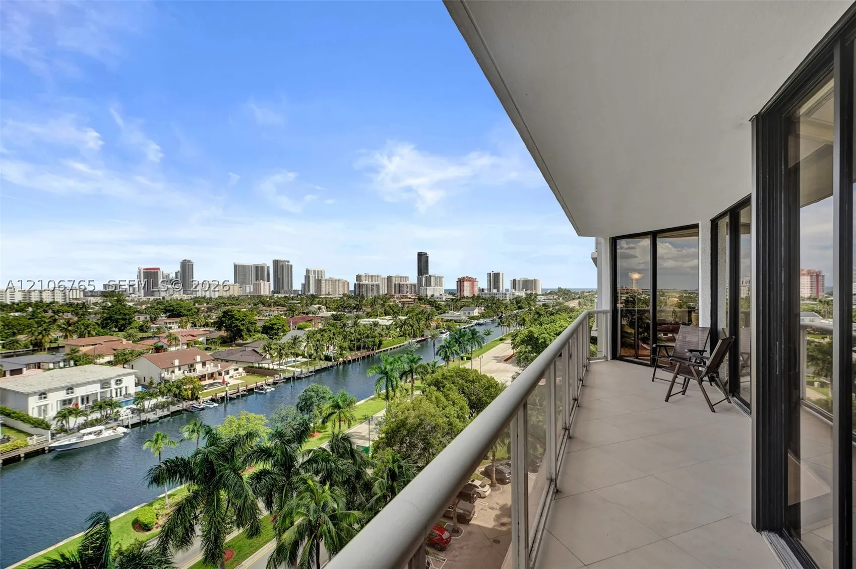 3598 Yacht Club Dr #901