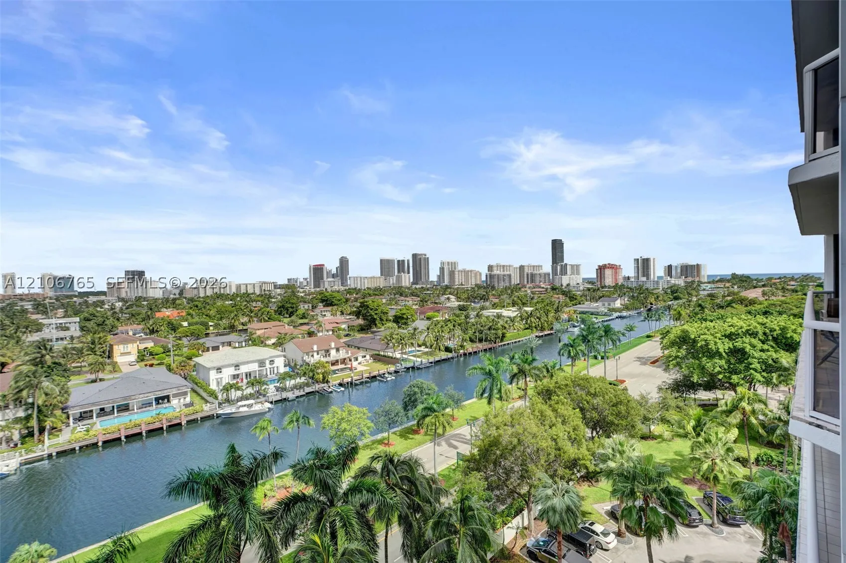 3598 Yacht Club Dr #901
