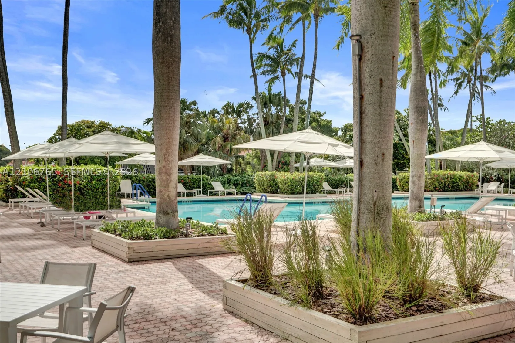 3598 Yacht Club Dr #901