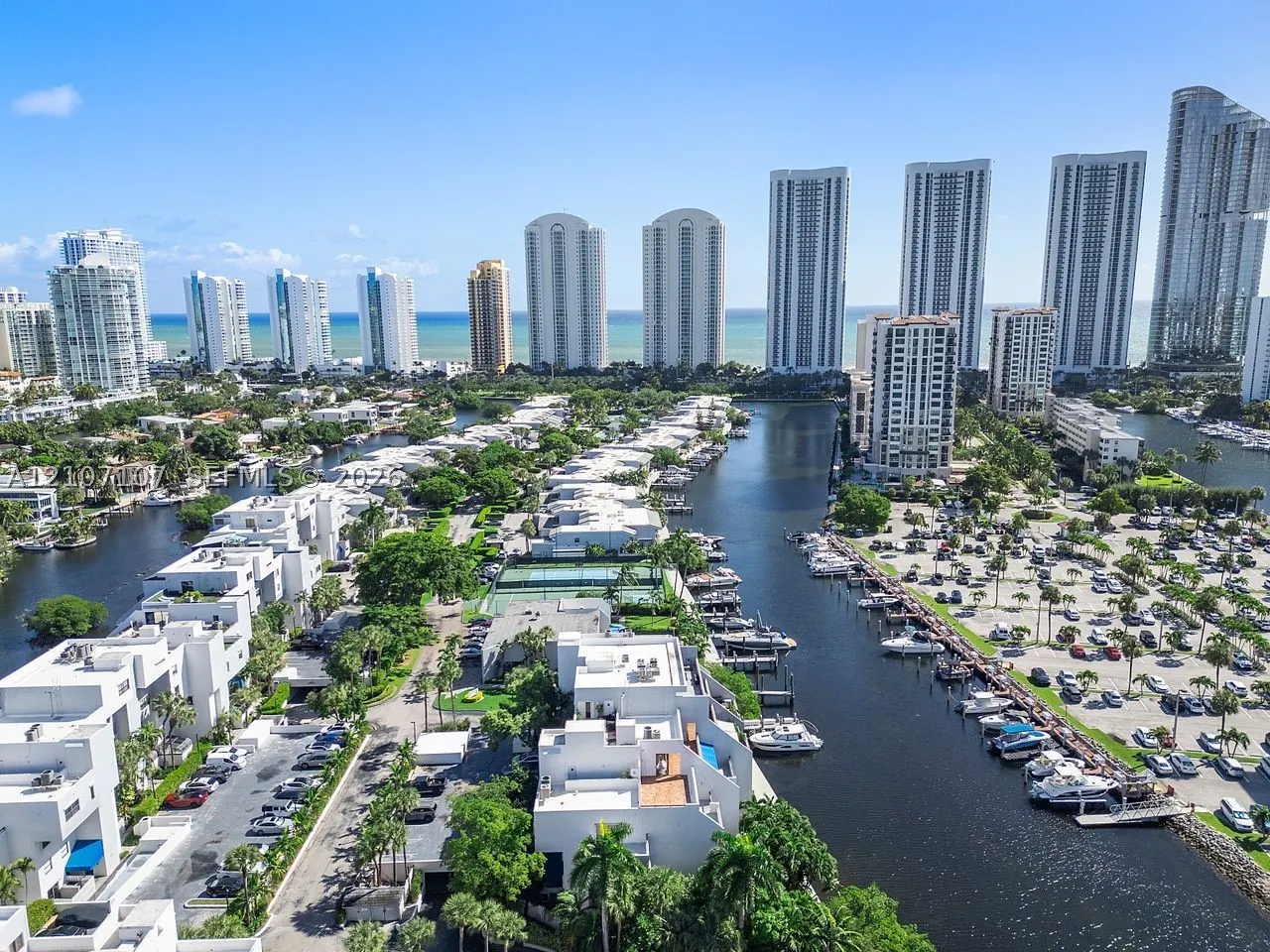 416 Poinciana Dr #1722