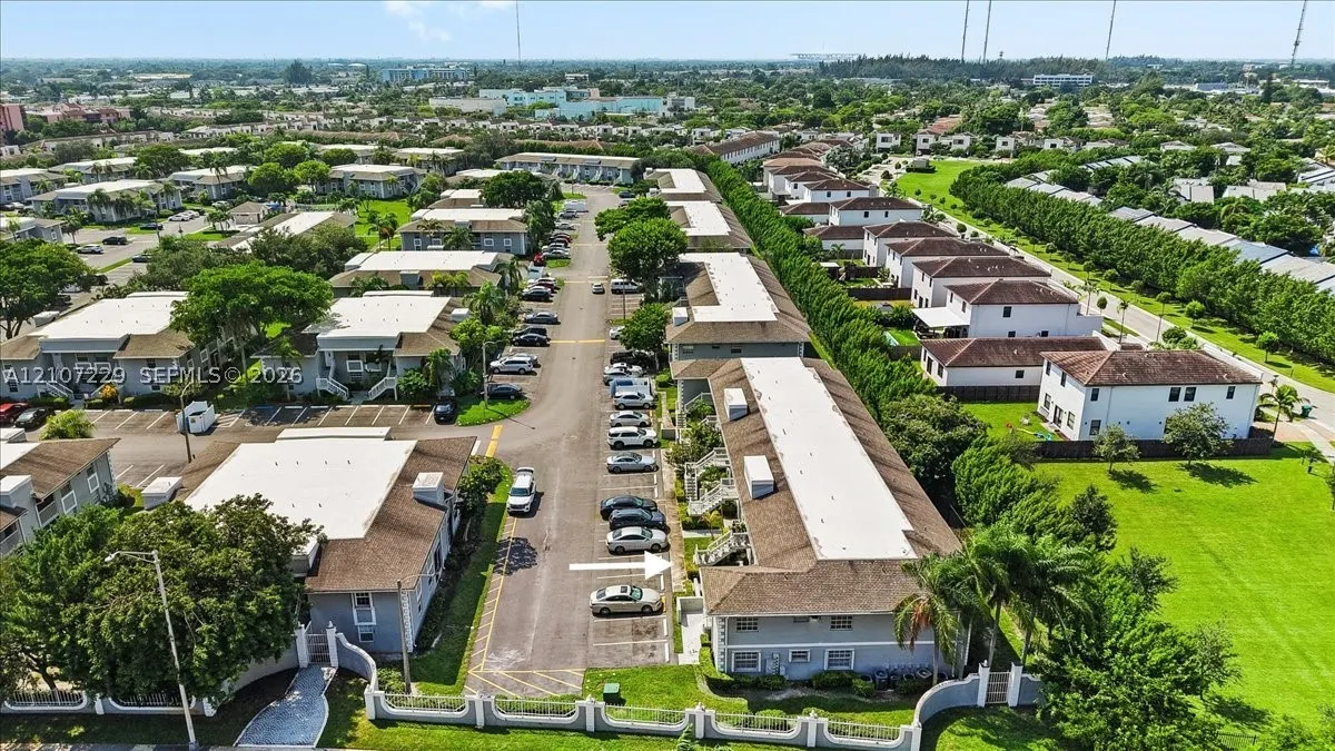 422 NE 210th Cir Ter #205-1