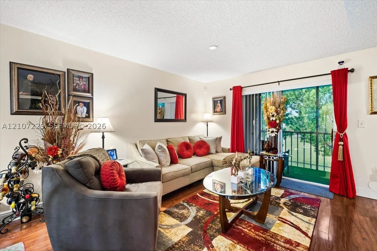 422 NE 210th Cir Ter #205-1