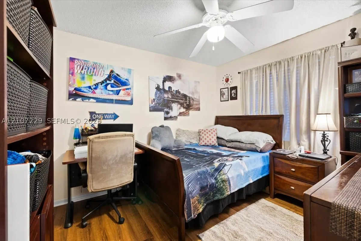 422 NE 210th Cir Ter #205-1