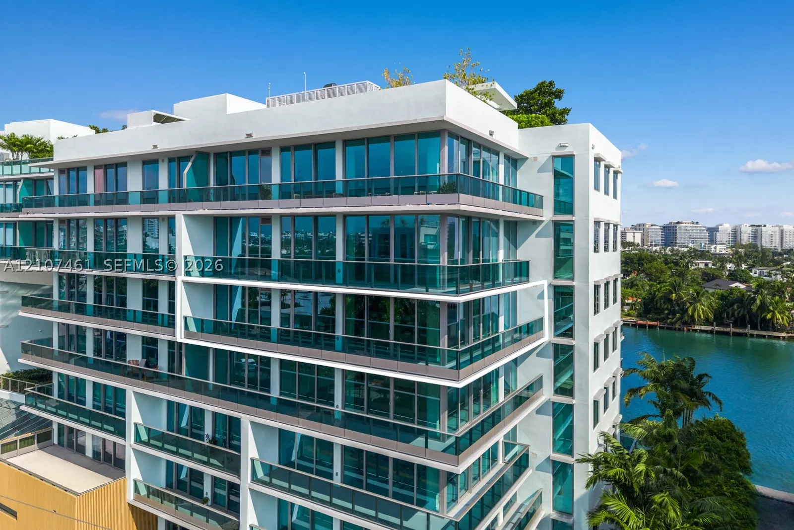 9201 E Bay Harbor Dr #602