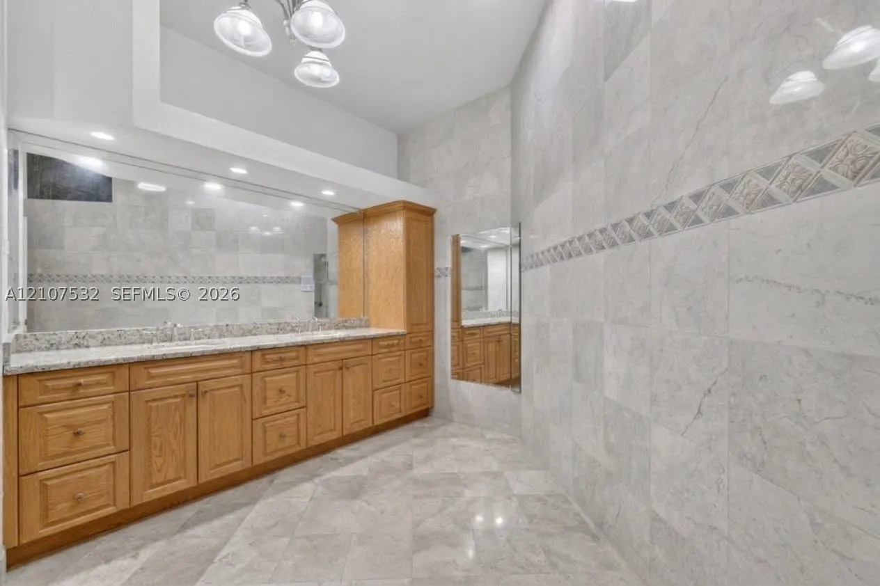 9124 NW 147th Ter