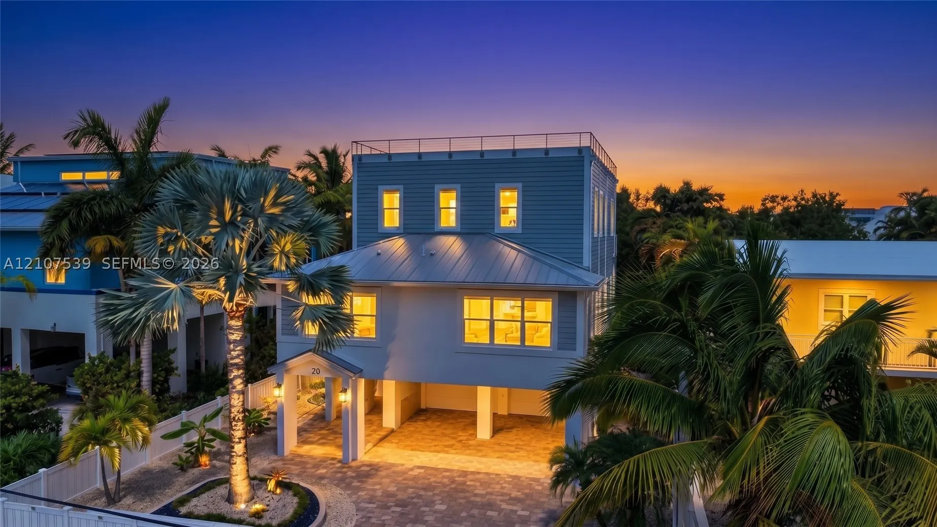 20 Center Ln