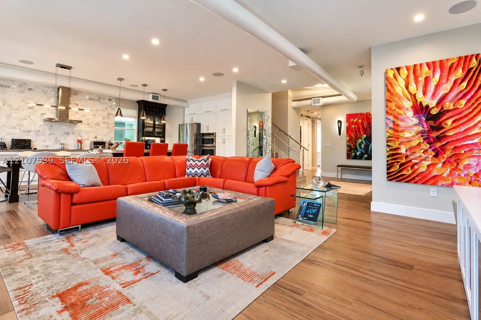 20 Center Ln