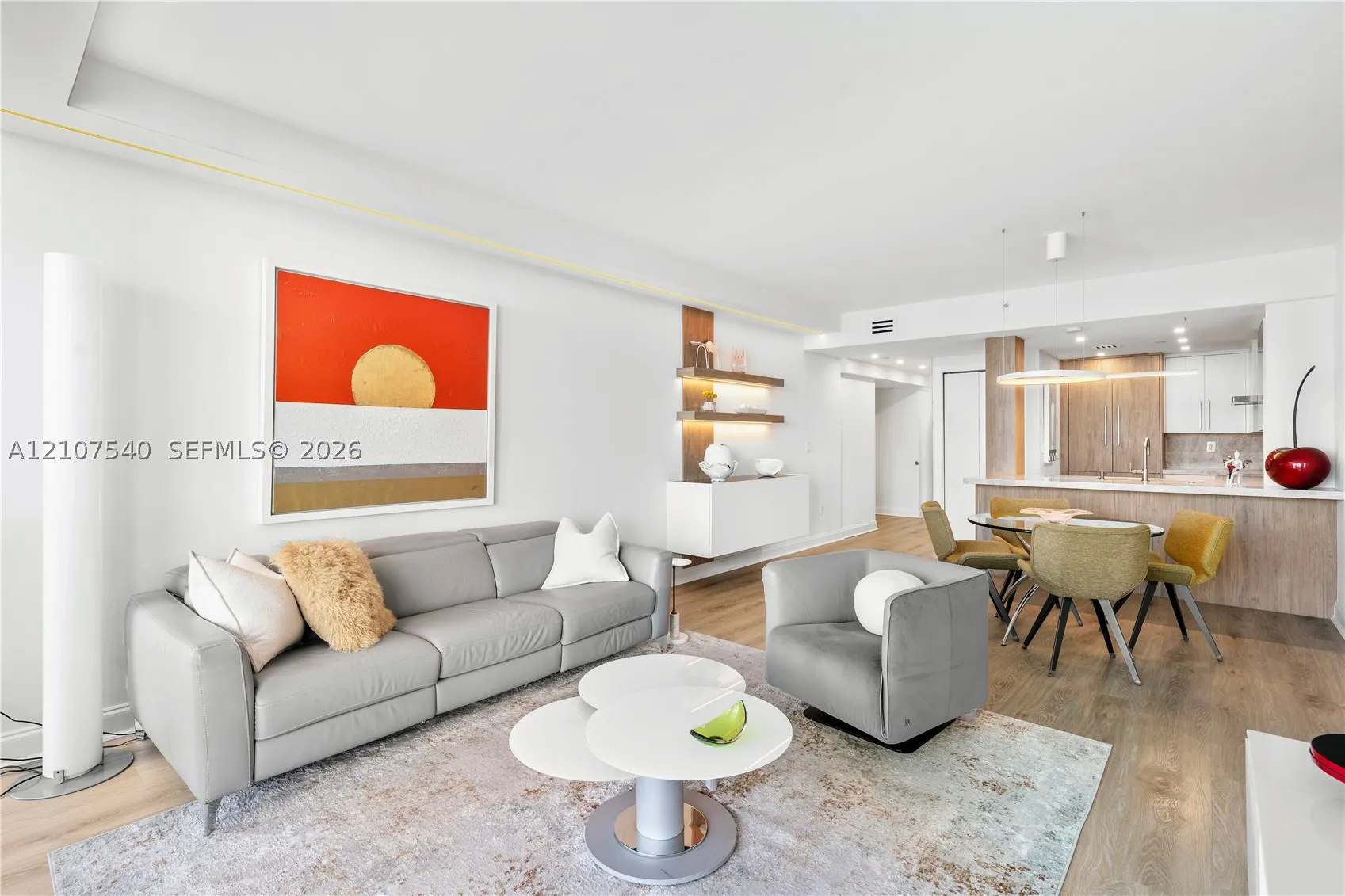 540 West Ave #911
