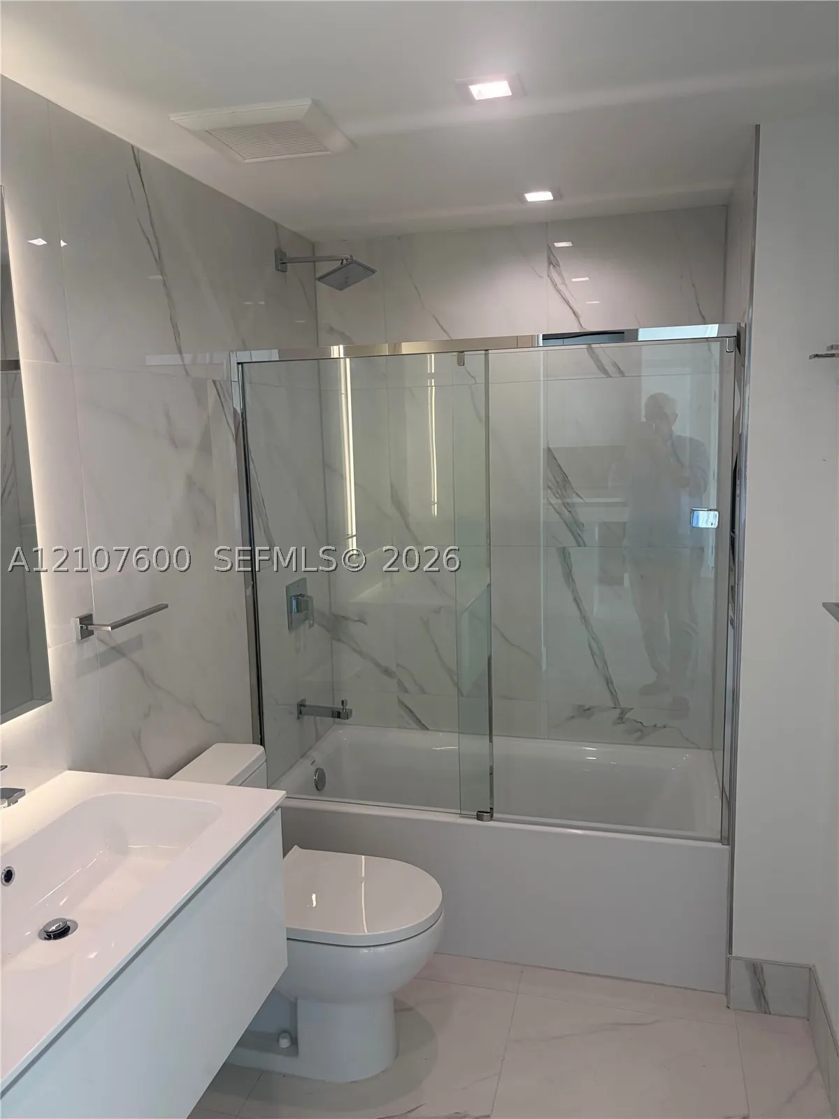 1170 E Hallandale Beach Blvd #2409