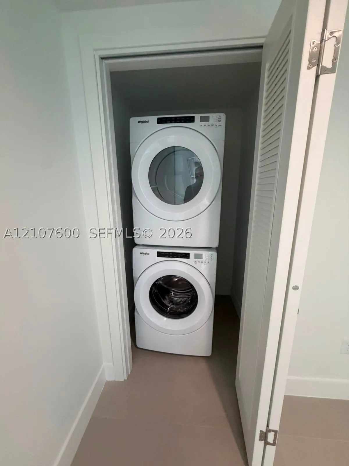 1170 E Hallandale Beach Blvd #2409