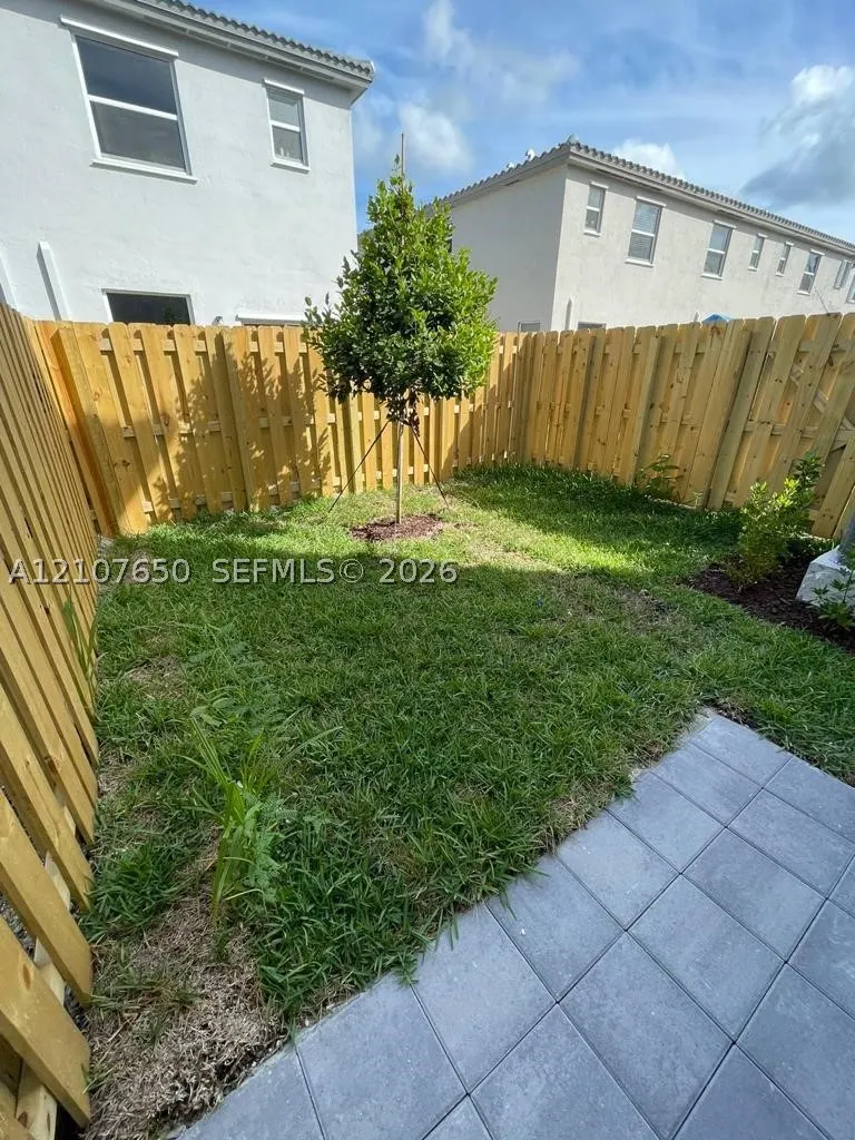 1787 SE 26th Ter