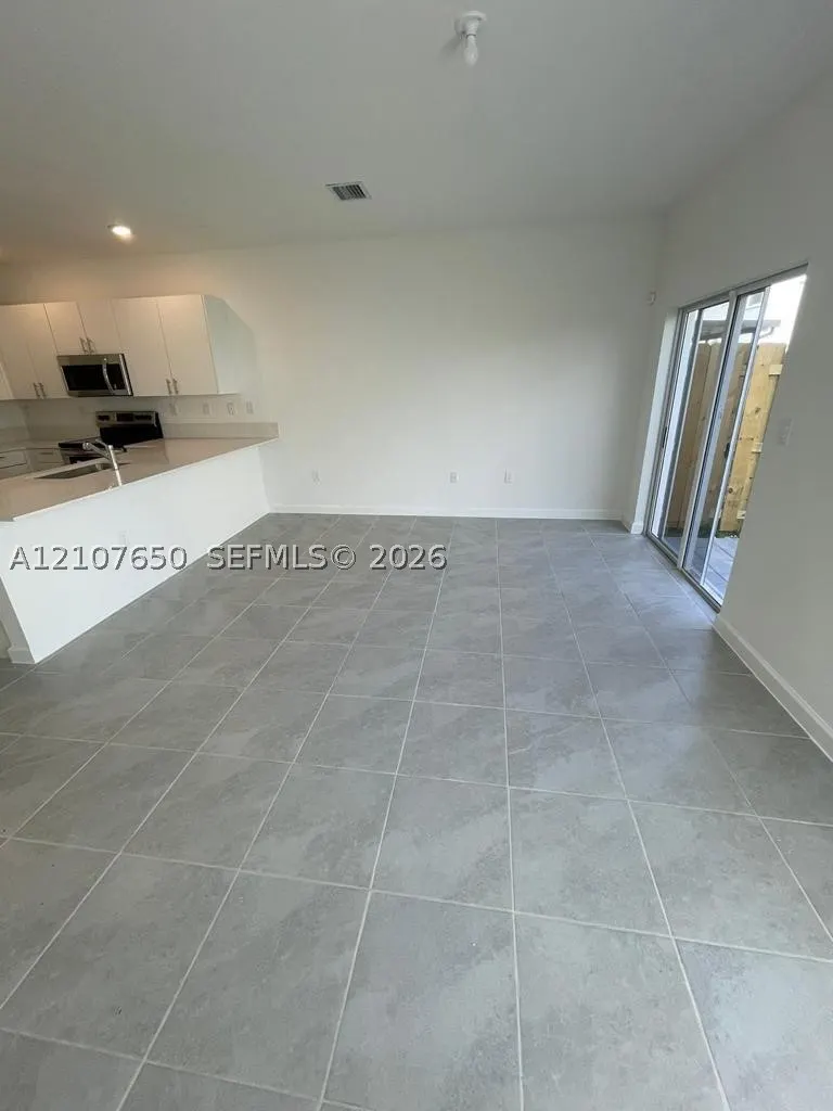 1787 SE 26th Ter