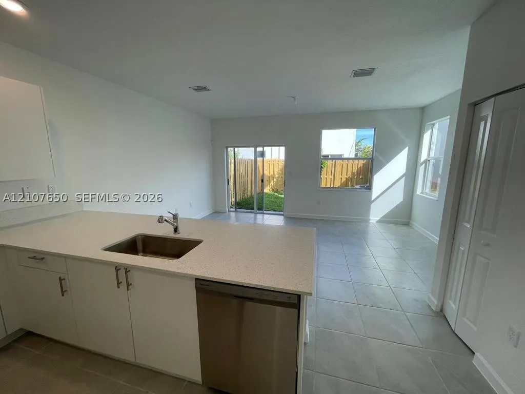 1787 SE 26th Ter