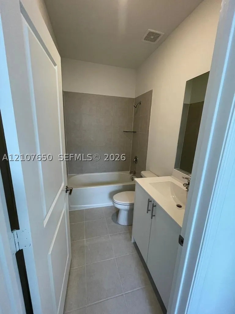 1787 SE 26th Ter