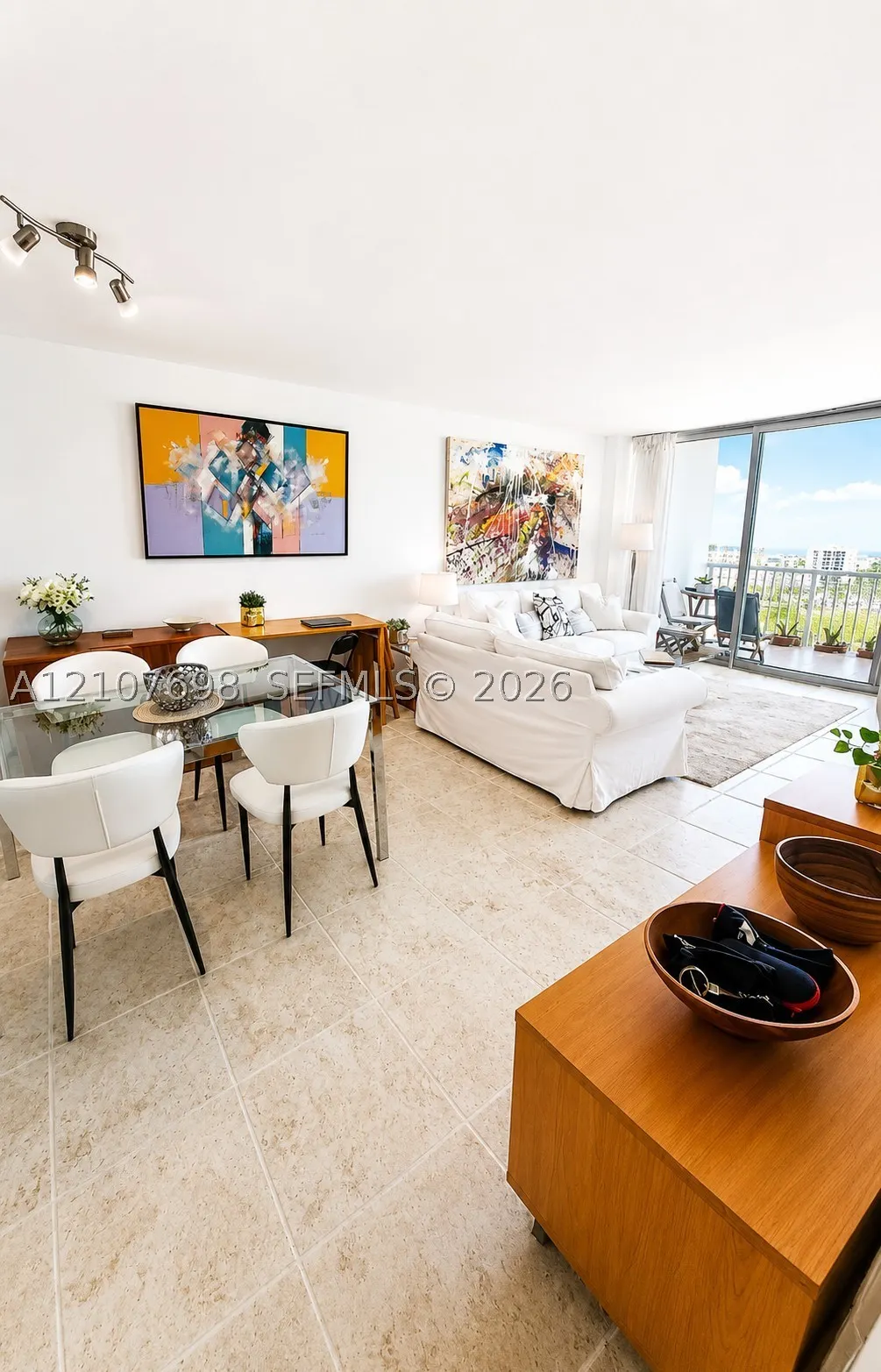 2655 Collins Ave #2306