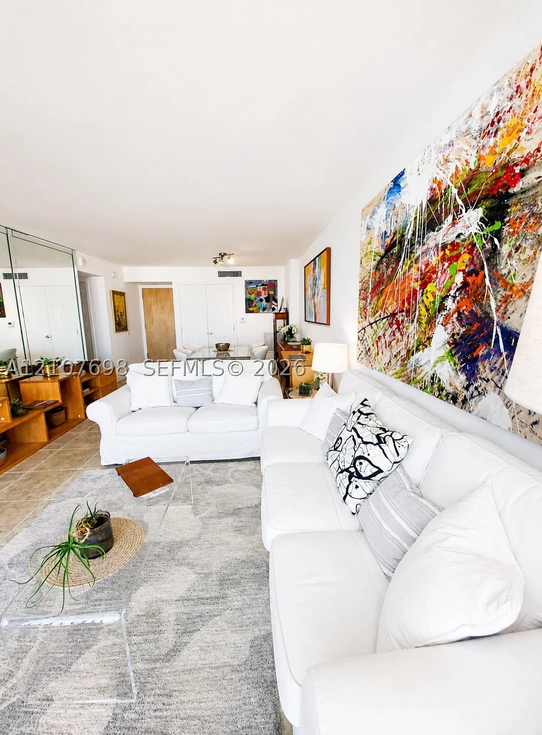 2655 Collins Ave #2306