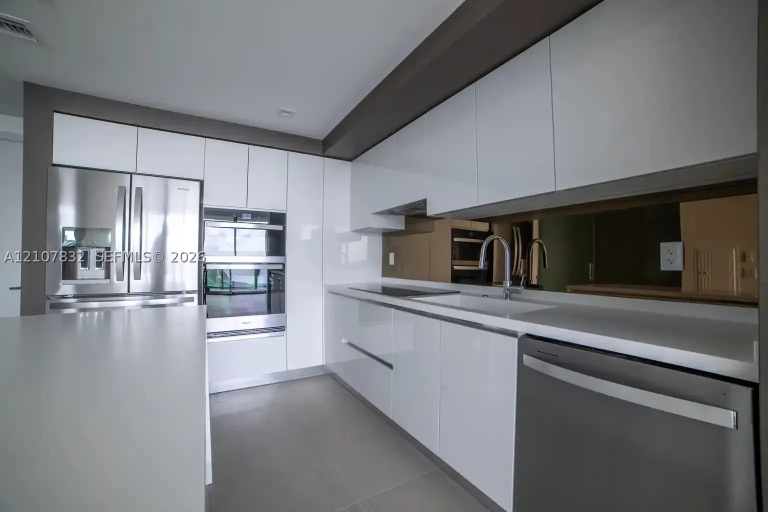 1170 E Hallandale Beach Blvd #1012
