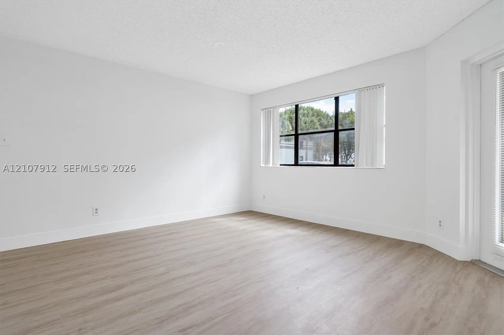 540 S Park Rd #112-9