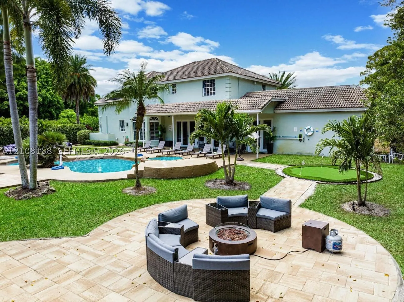 5100 NW 76th Pl