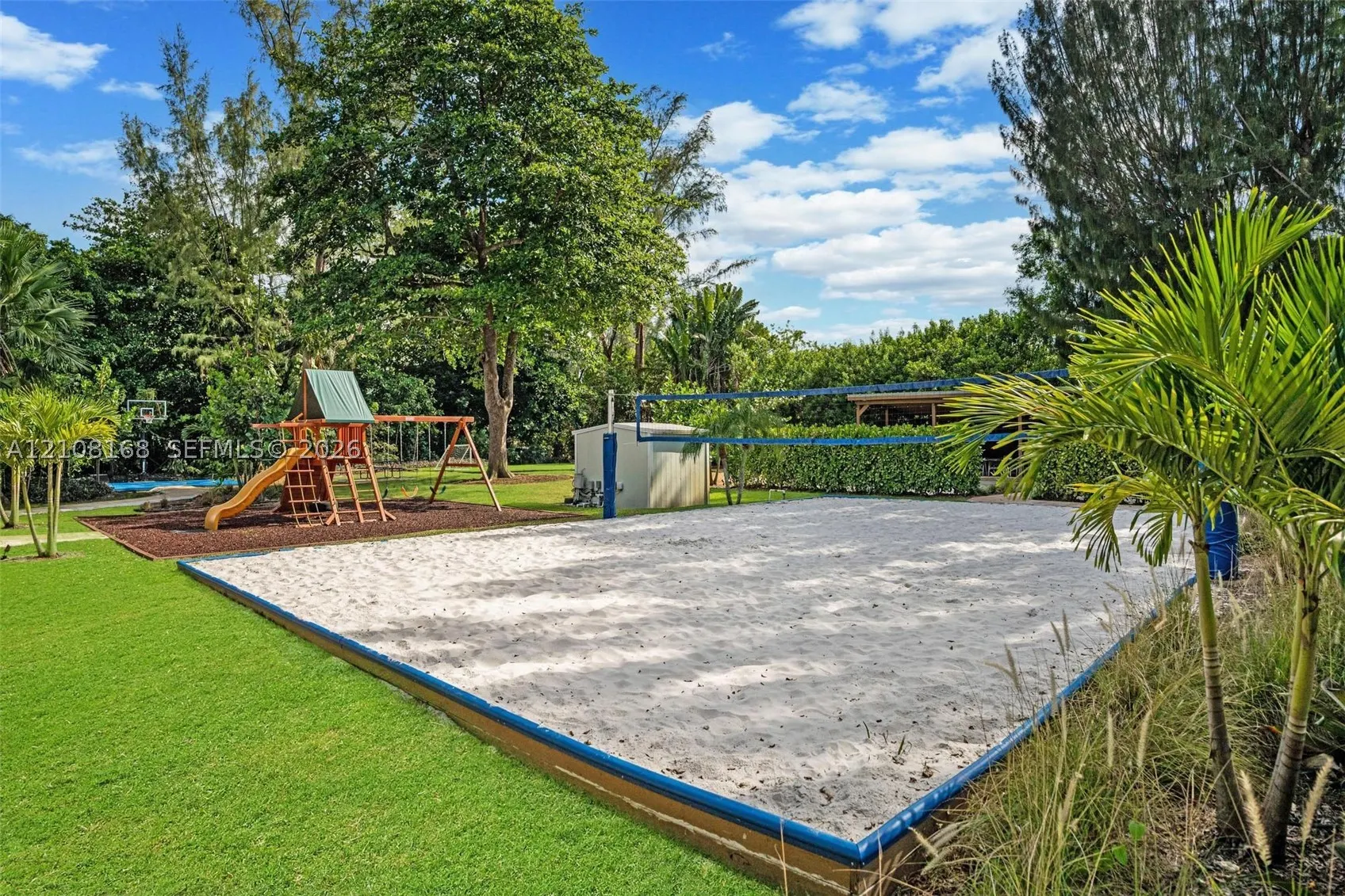 5100 NW 76th Pl