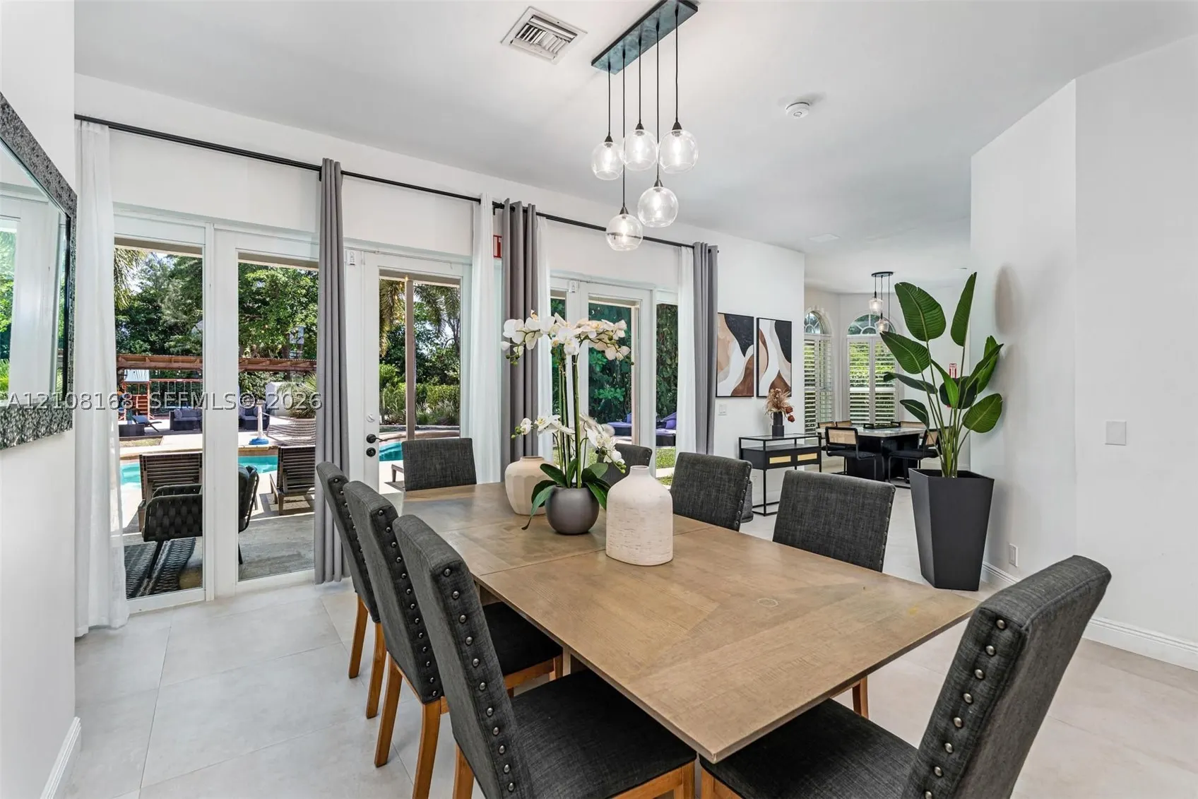 5100 NW 76th Pl