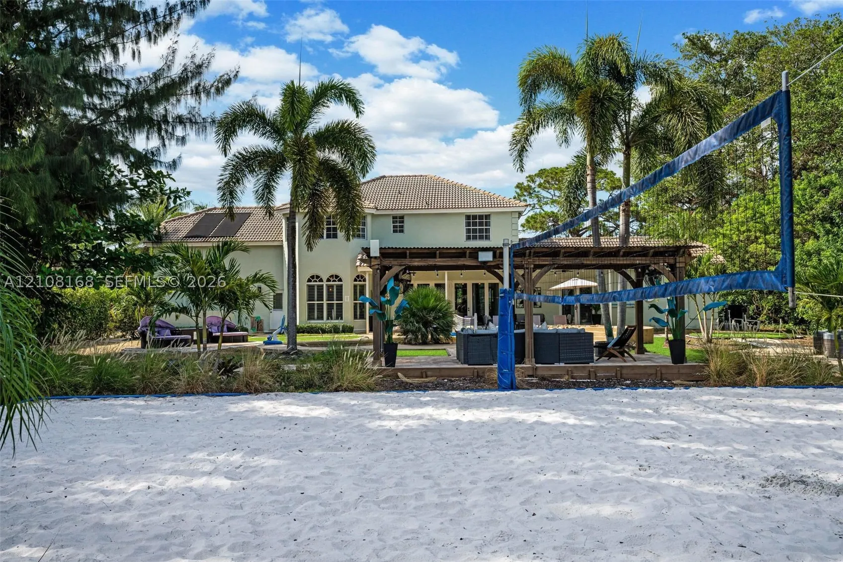 5100 NW 76th Pl
