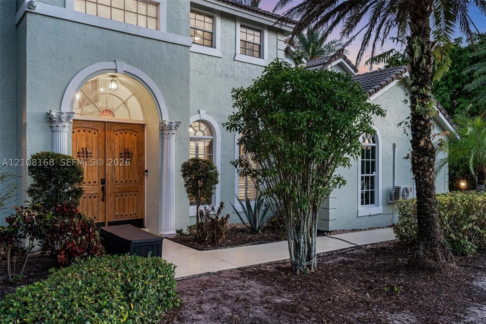 5100 NW 76th Pl