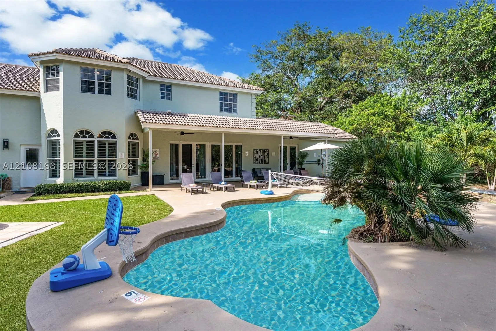 5100 NW 76th Pl