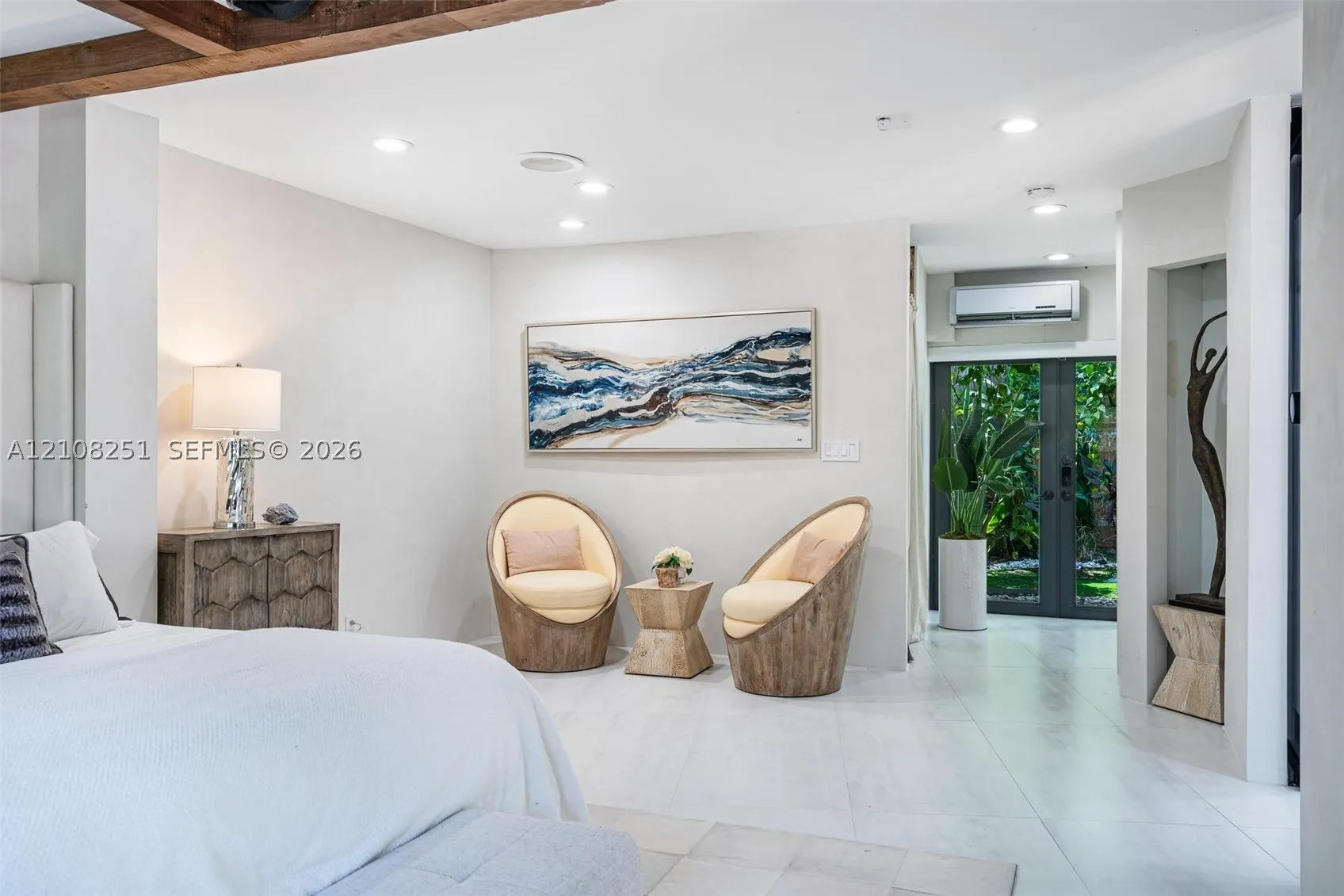 1675 Coral Gardens Dr