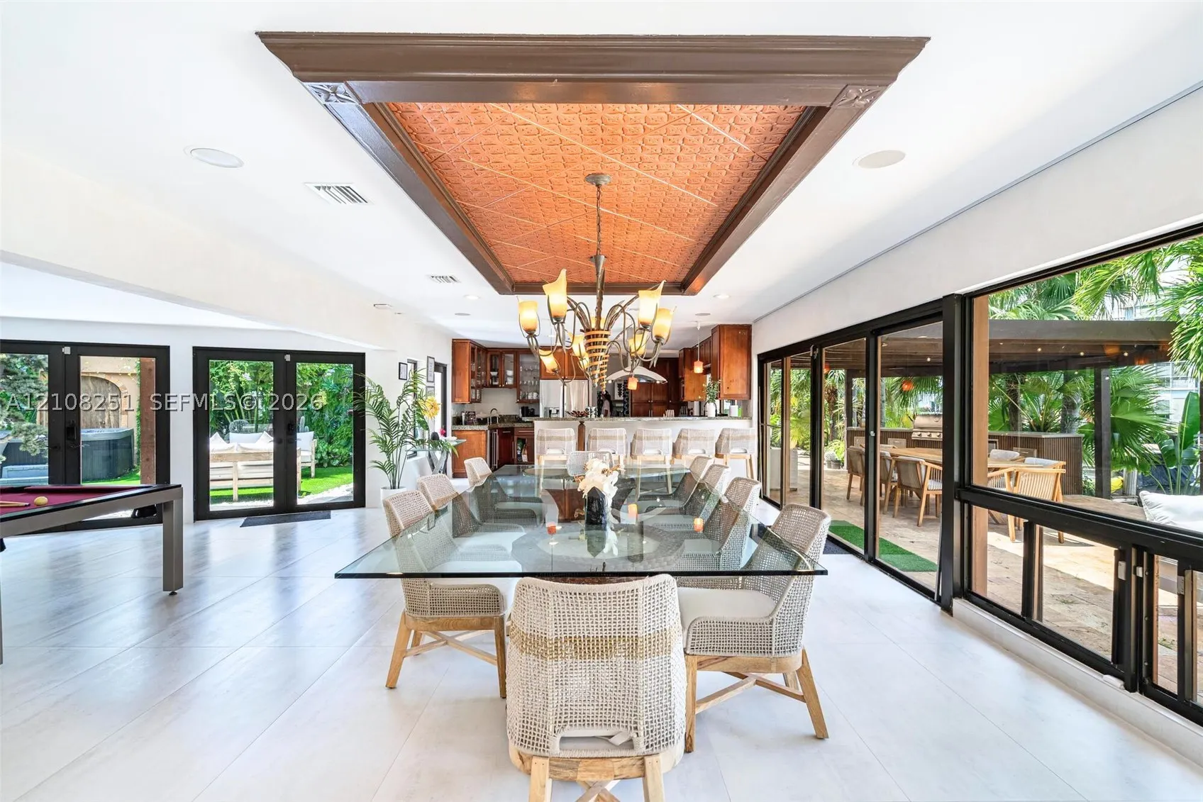 1675 Coral Gardens Dr