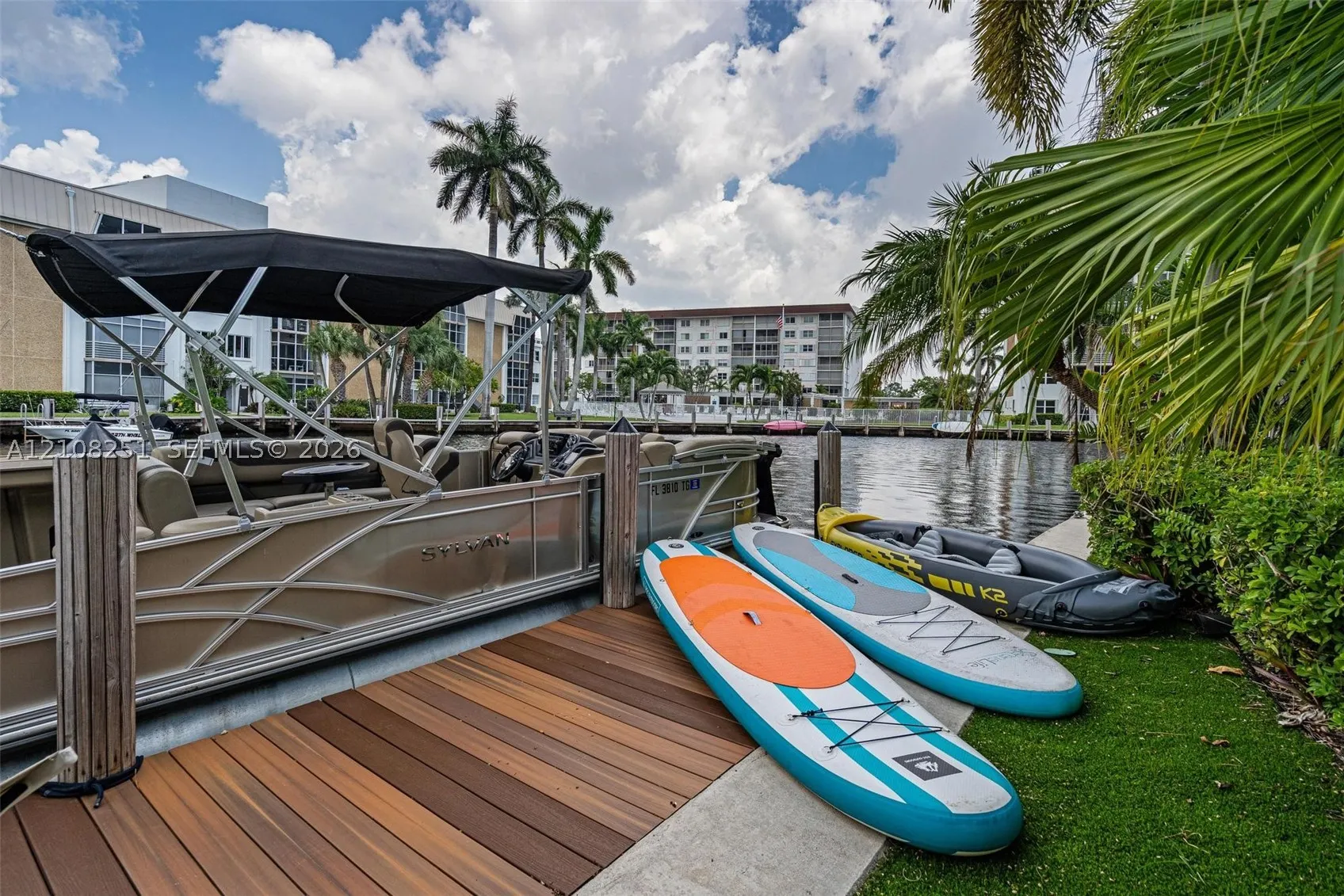 1675 Coral Gardens Dr
