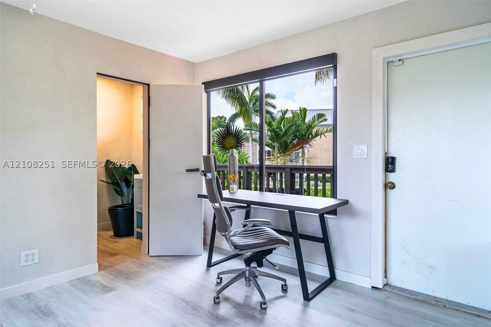 1675 Coral Gardens Dr
